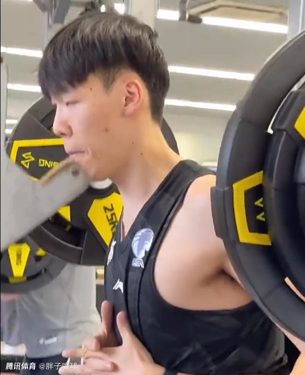 电影院里的激情呻吟